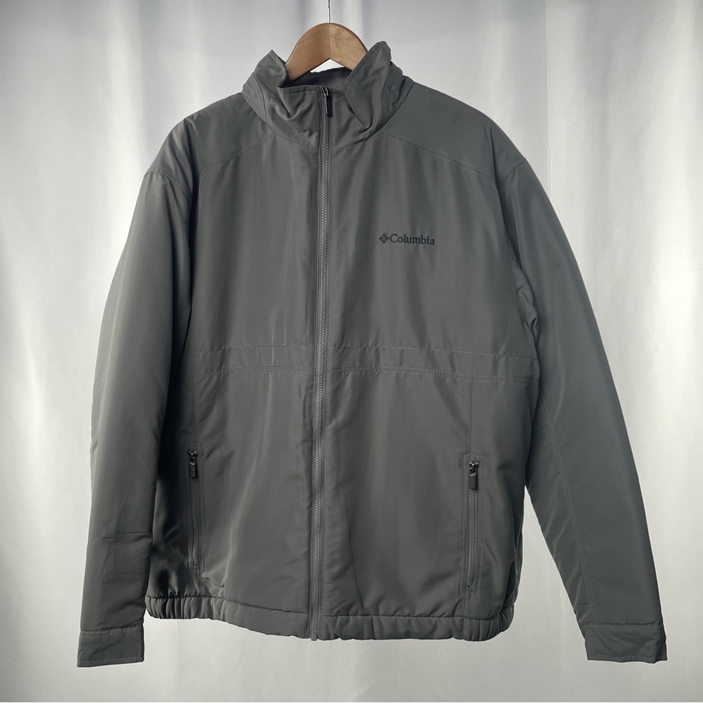 Columbia Full Zip Coat in Grey‎ Size Extra Large